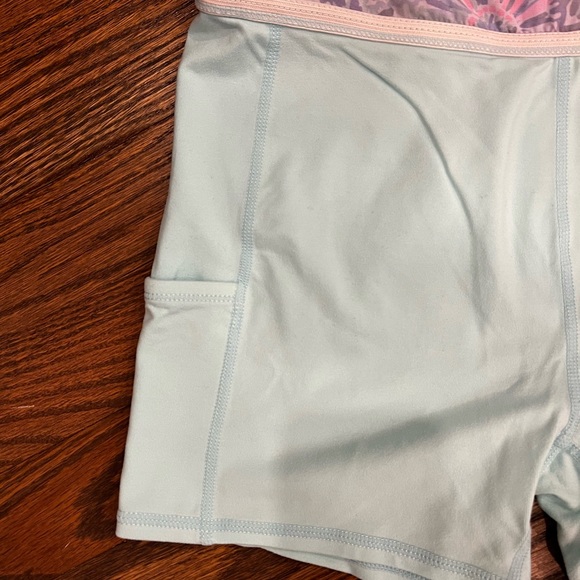 Lilly Pulitzer Luxletic Skort XS Aila UPF 50+ - Picture 6 of 6